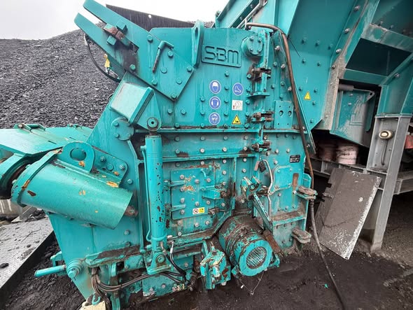 Kompletna linia kruszące-przesiewająca SBM Mineral Processing