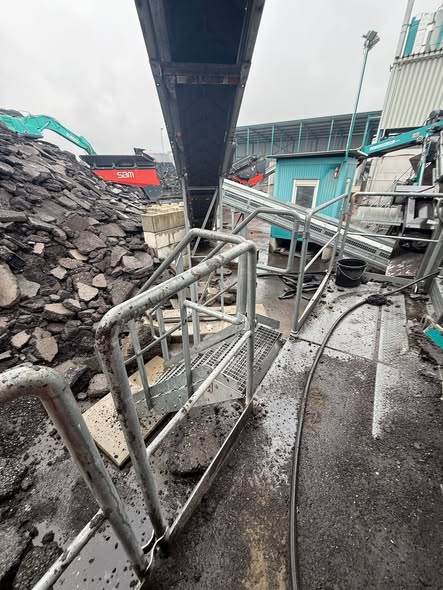 Kompletna linia kruszące-przesiewająca SBM Mineral Processing