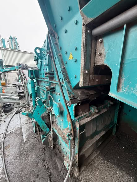 Kompletna linia kruszące-przesiewająca SBM Mineral Processing