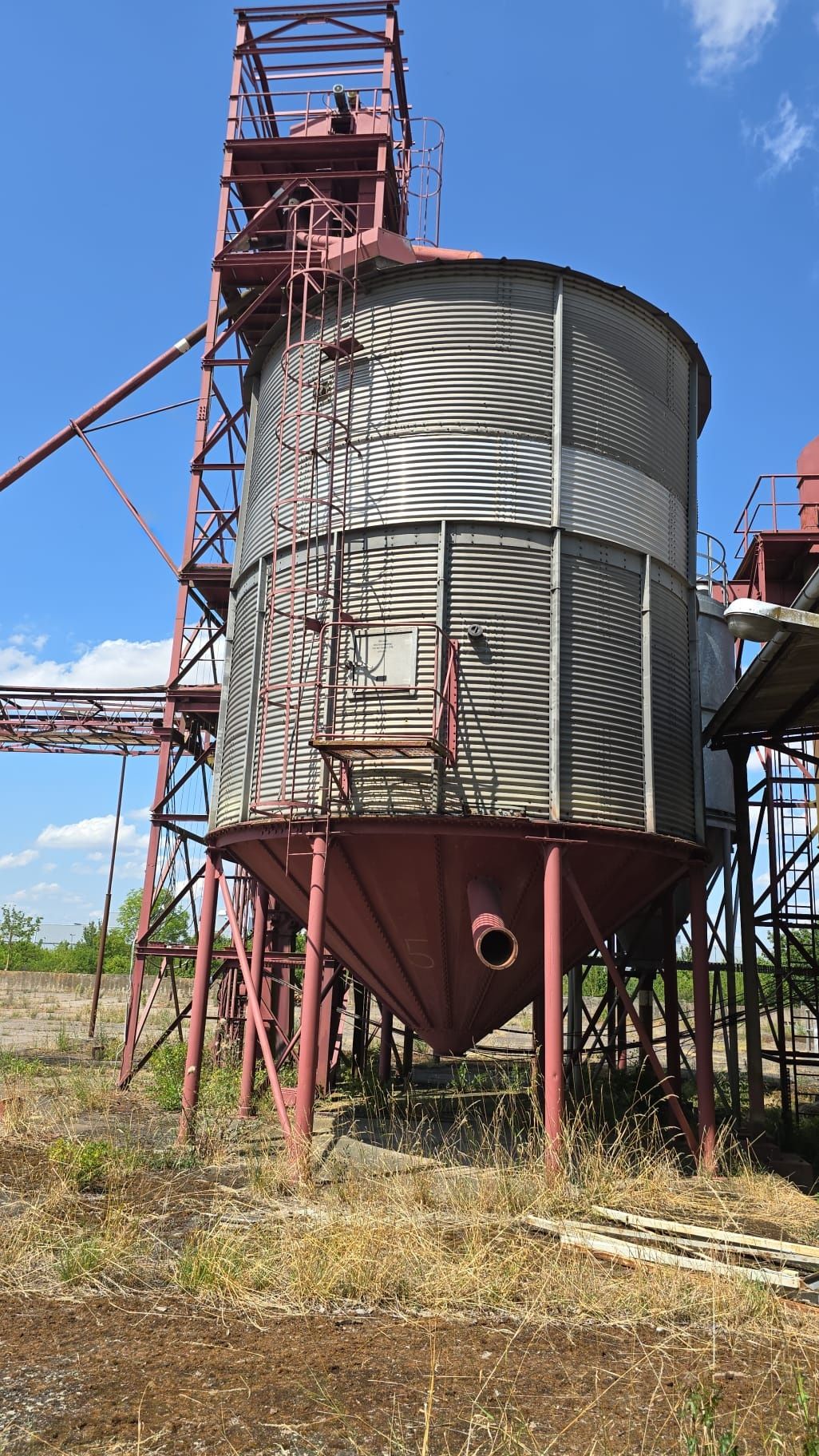 Silos zbożowy Petkusy 150 ton