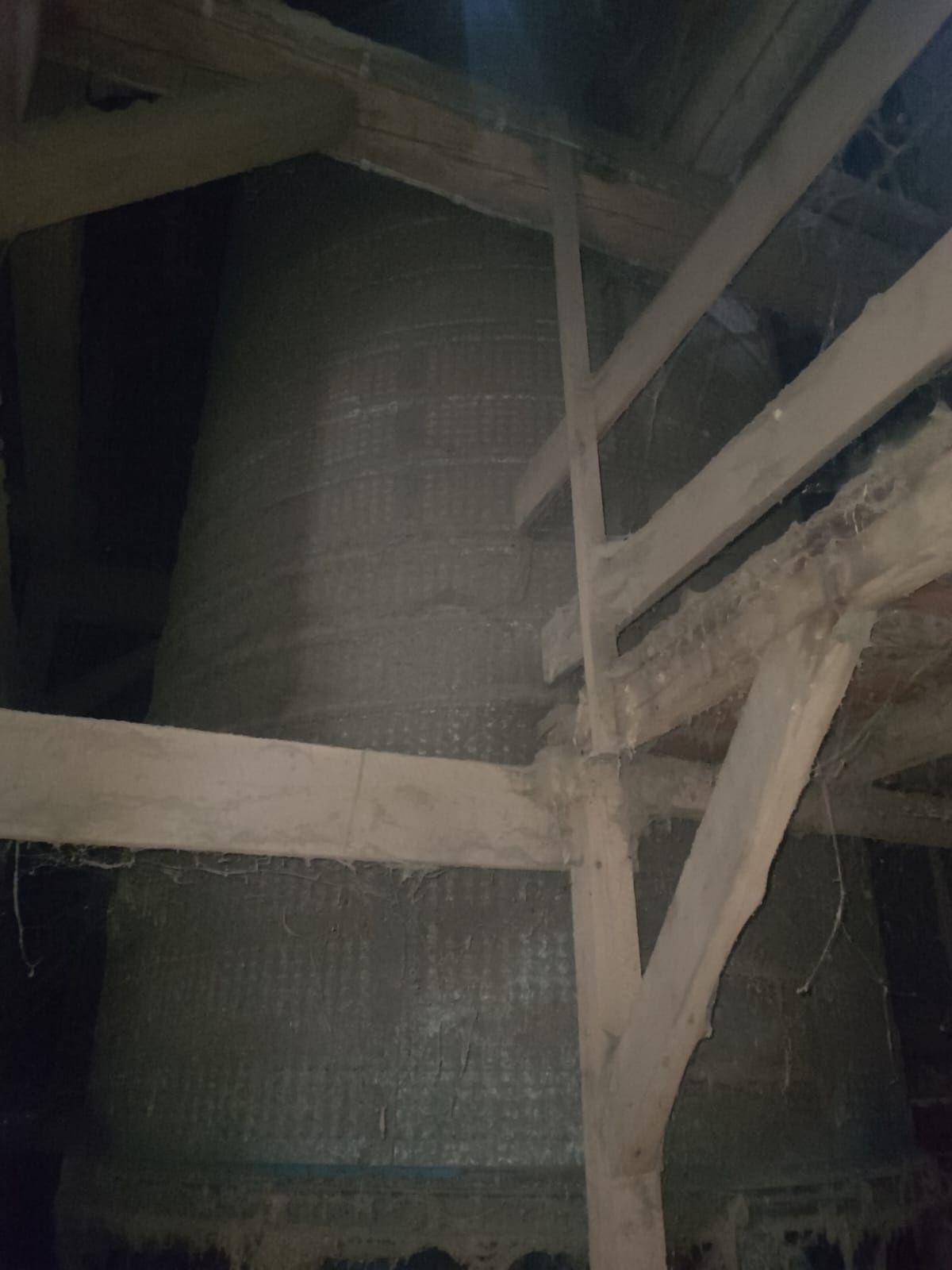 Silos zbożowy Rybia łuska
