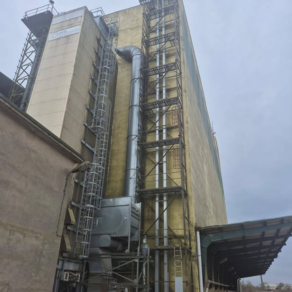 Suszarnia do zbóż Neuero NDT 12-1 (2013) – do 30 t/h